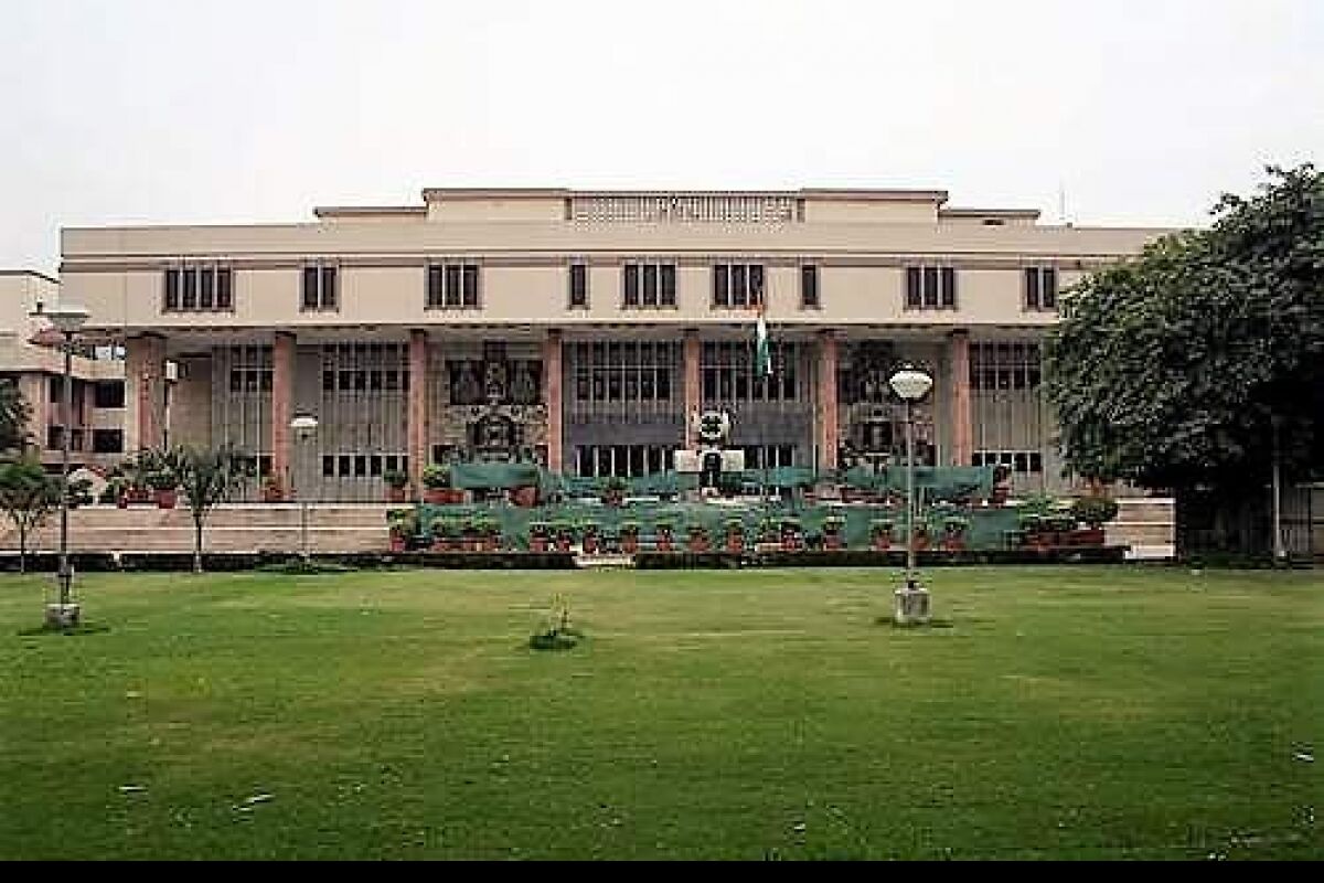 Will hang anyone obstructing oxygen supplies: Delhi High Court