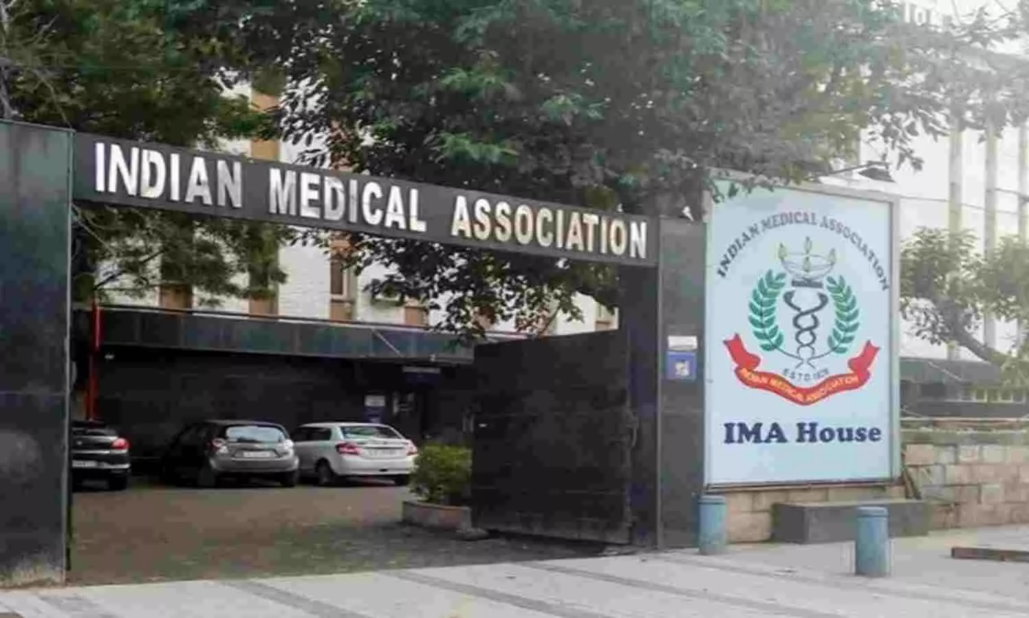 Dont entrust the job of contact tracing of Covid patients to police; IMA warns Kerala CM