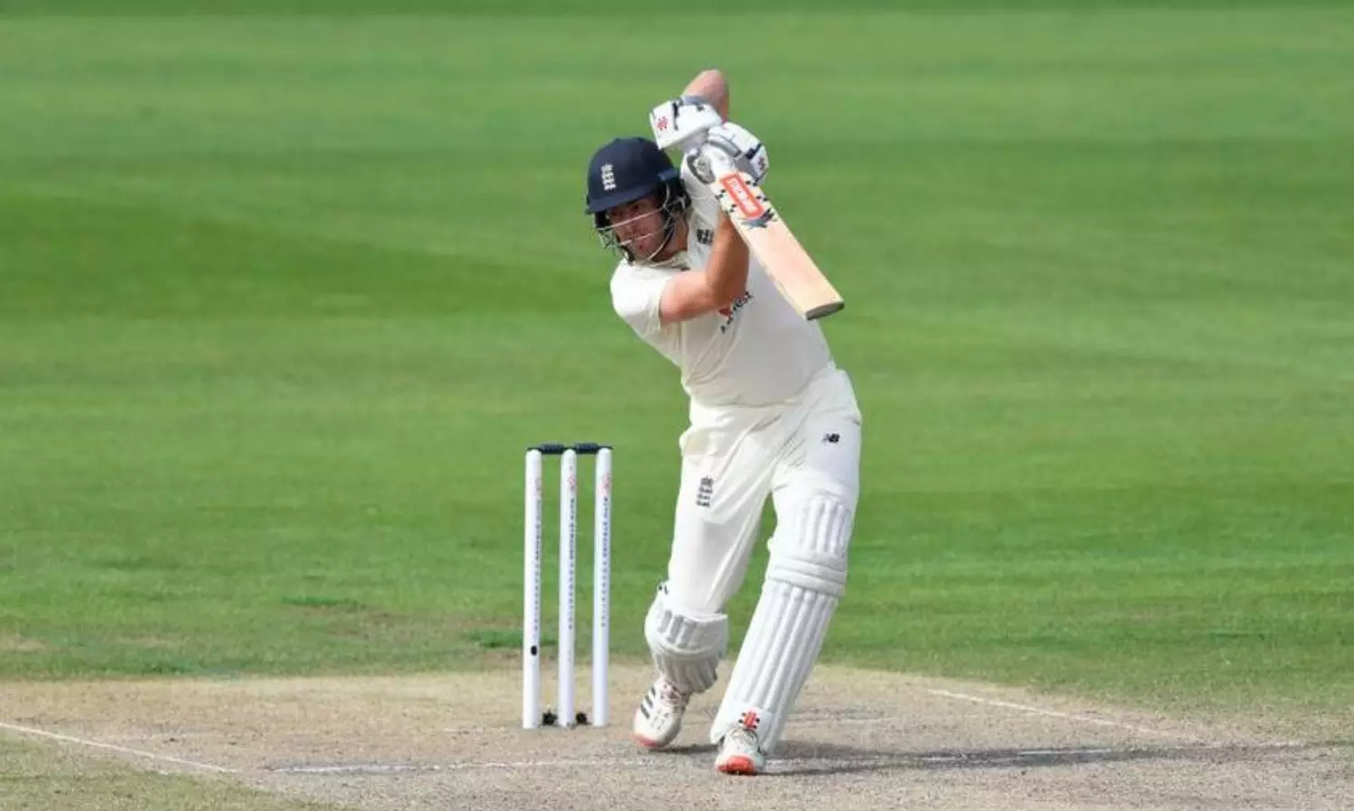 Eng v Pak 1st Test, Day 4: Root and Dom Sibley take England to the first break of day four at 55/1