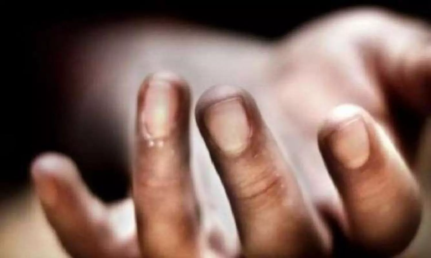 4 of Telangana family found dead under suspicious circumstances