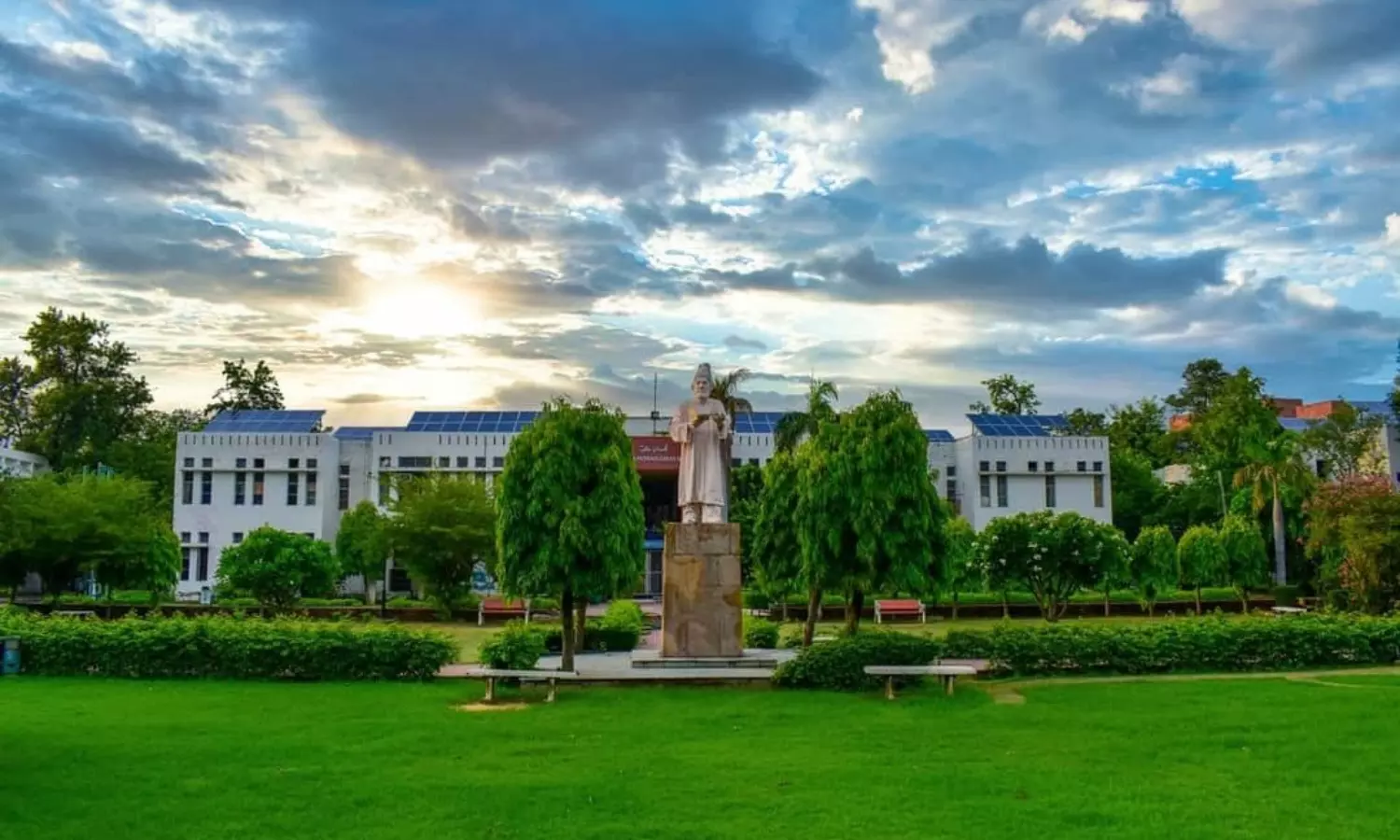 Take action against Sudarshan TV, Home Minister urged