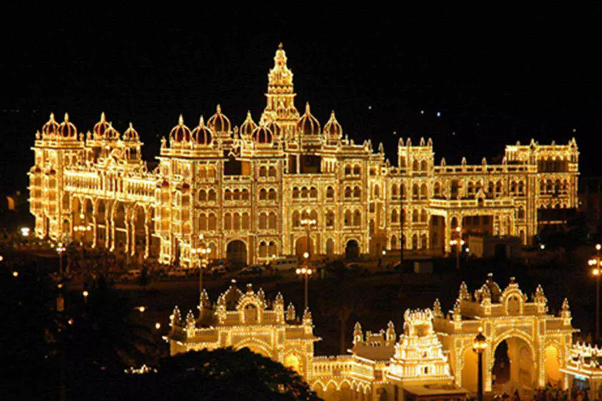 Mysuru Dasara fete to be low-key due to Covid crisis