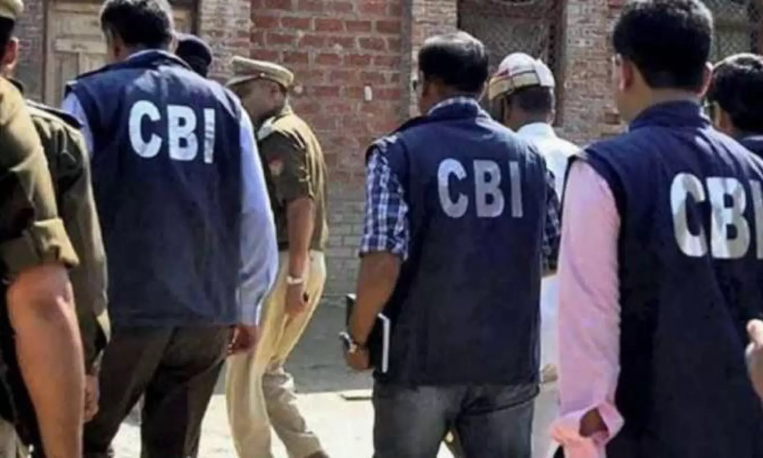 CBI raids 5 locations in Delhi, Aligarh in bank fraud case