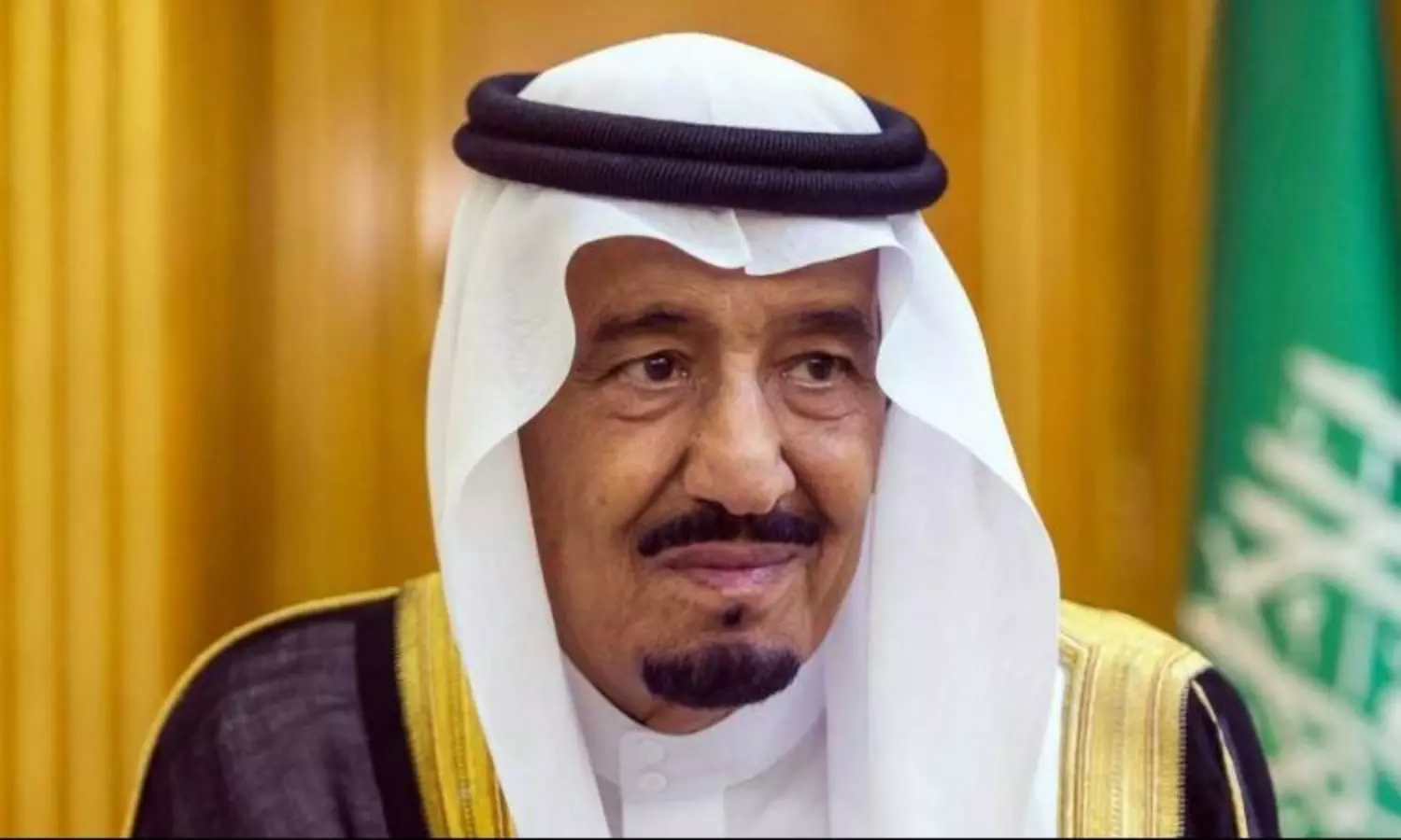 Saudi King sacks 2 royals over corruption charges