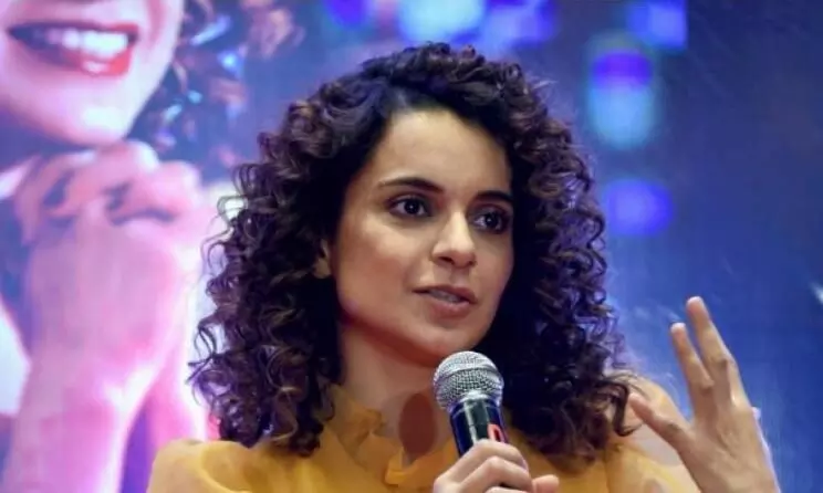 Kangana up with all praises for Ganghubai after past attacks