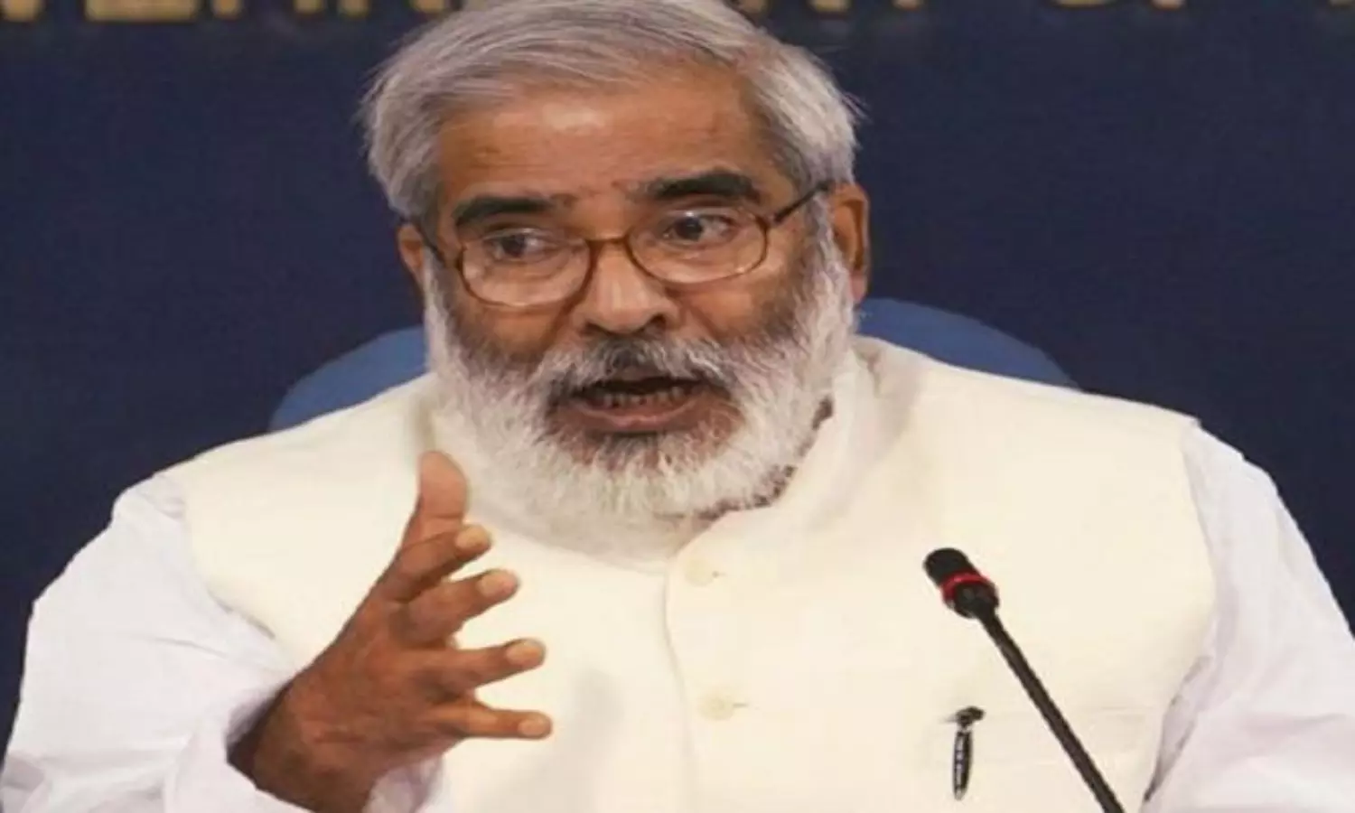 Union ex-Minister Raghuvansh Prasad dies at Delhis AIIMS