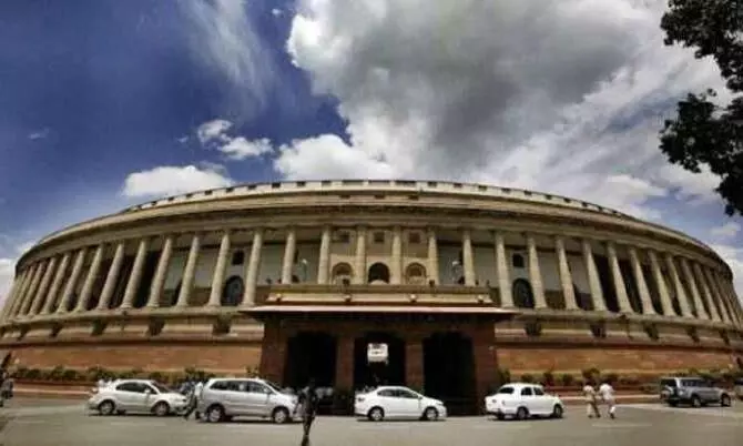 Lok Sabha passes three crucial Bills on labour laws, as Opposition boycotts