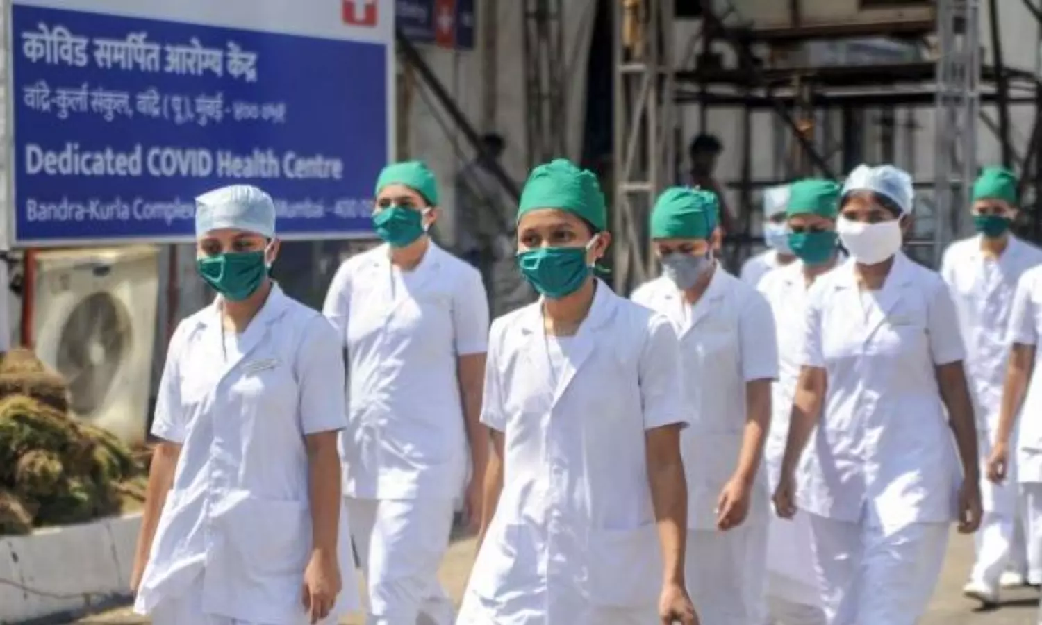 Unfazed COVID-19 survivor continues to care for patients