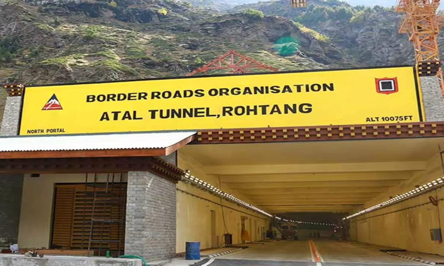 Prime Minister dedicates Atal Tunnel beneath Rohtang Pass to the nation