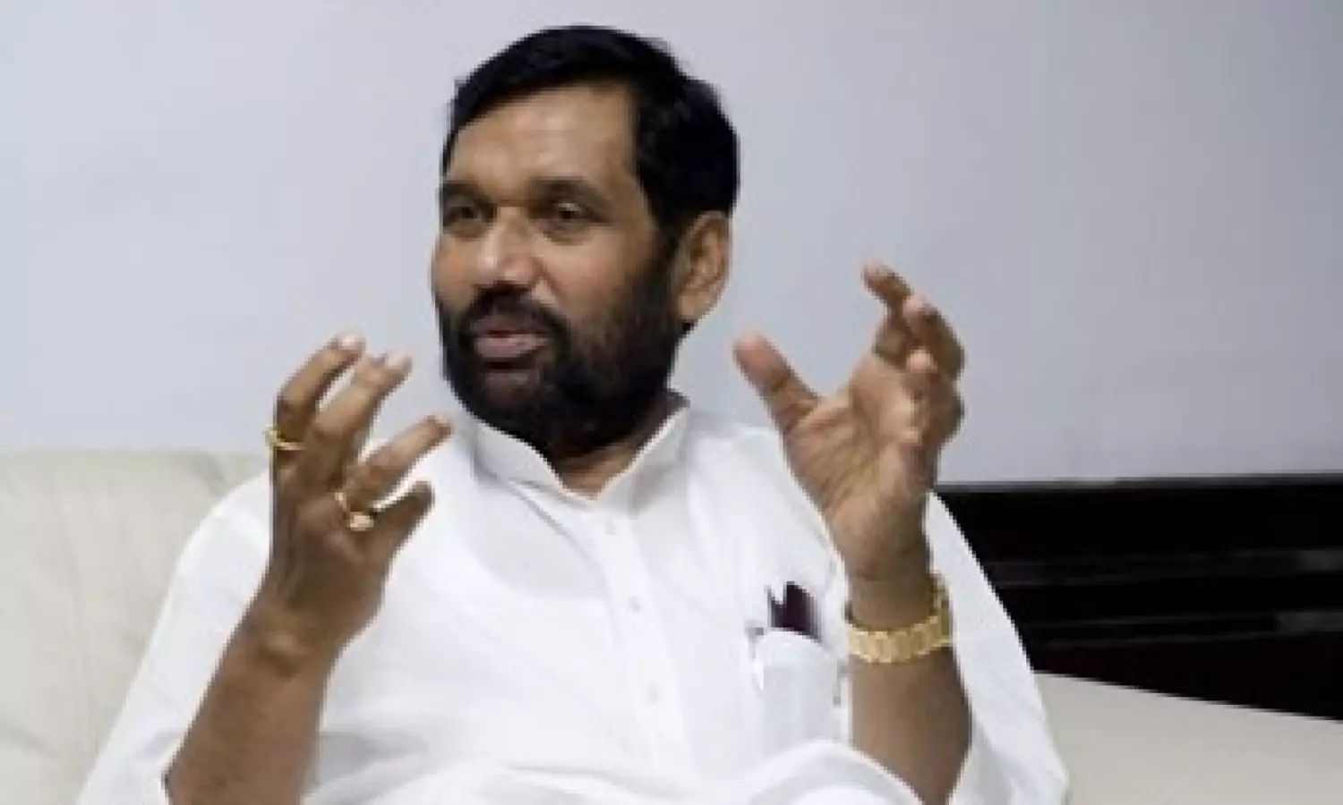 Union Minister Ram Vilas Paswan dies at Delhi hospital