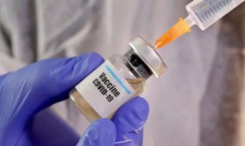 British scientists start COVID-19 vaccine trials on healthy volunteers