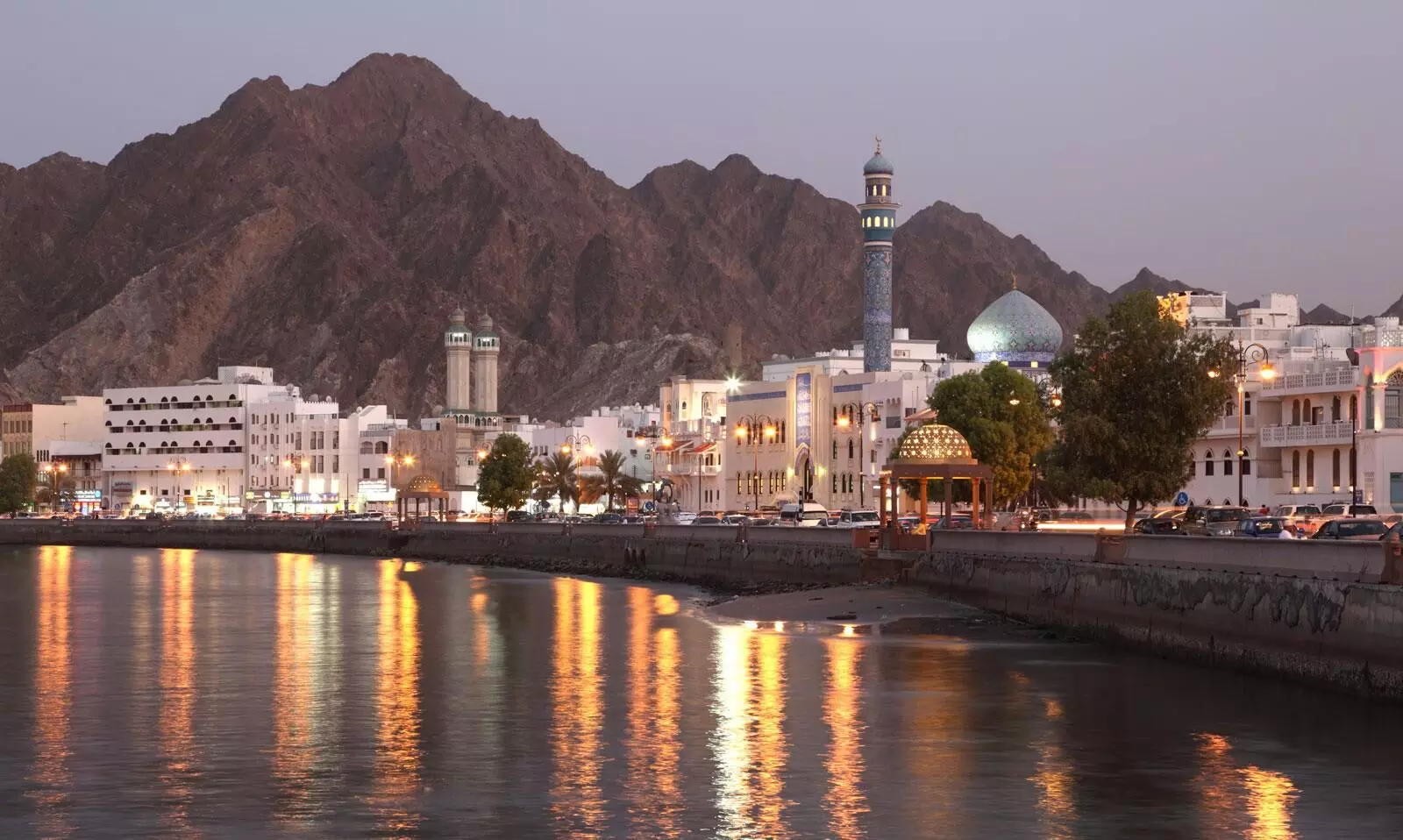 Oman Imposes Entry Prohibitions to New Job Visa Holders, Notifies ROP