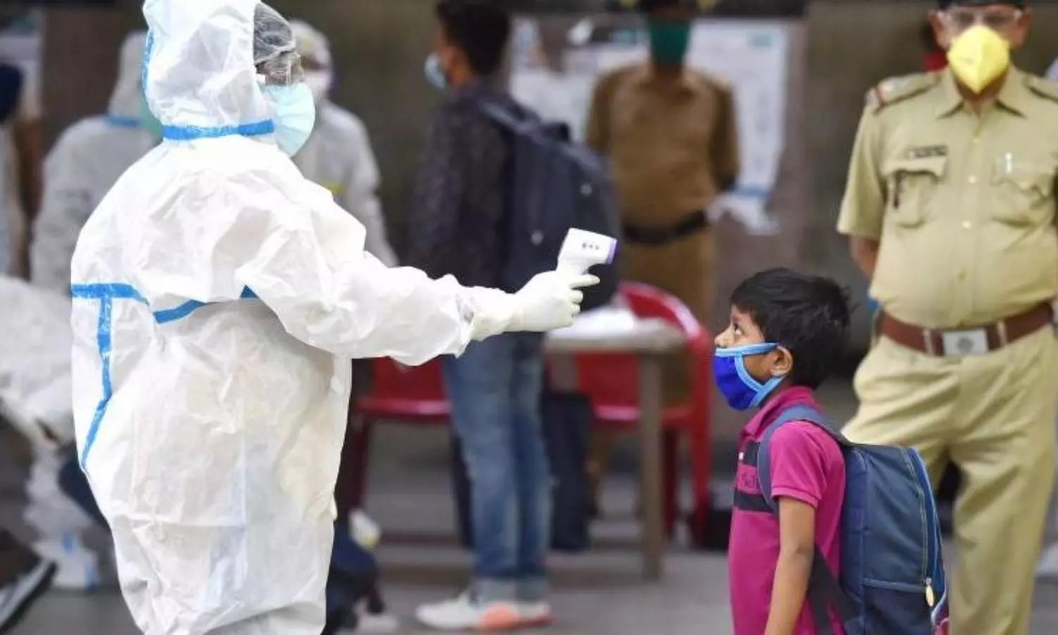 Indias Covid tally crosses 80L, Delhi sees spike