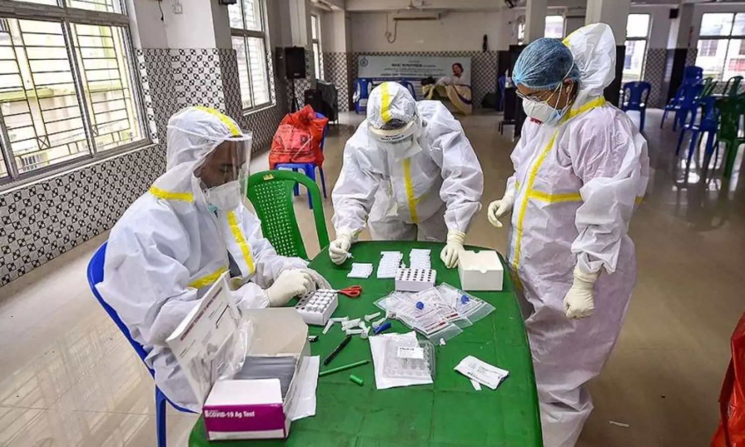 India reports below 500/day covid deaths , total tally at 82.7L