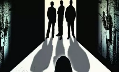 Gangrape at hospital parking lot, 3 including security guard held