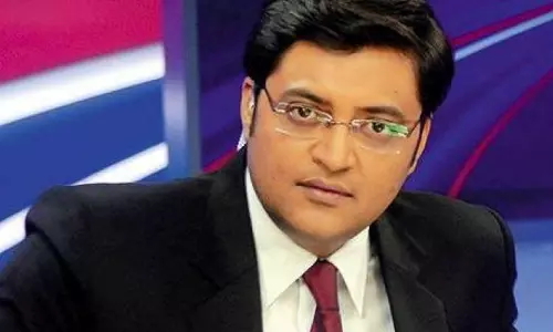 Maharashtra Police arrests Arnab Goswami