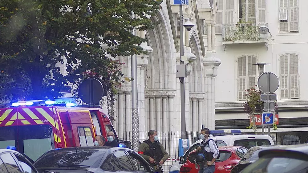 Now, after deadly attacks, French Muslims protect church