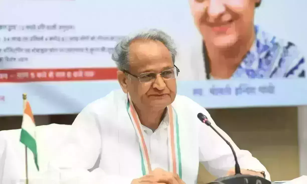 Issue white paper about impact of note ban, GST on economy,demands Gehlot to Centre