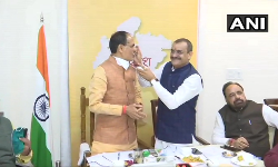 Madhya Pradesh By-Elections : Trends show BJP leading on 19 of the 28 seats