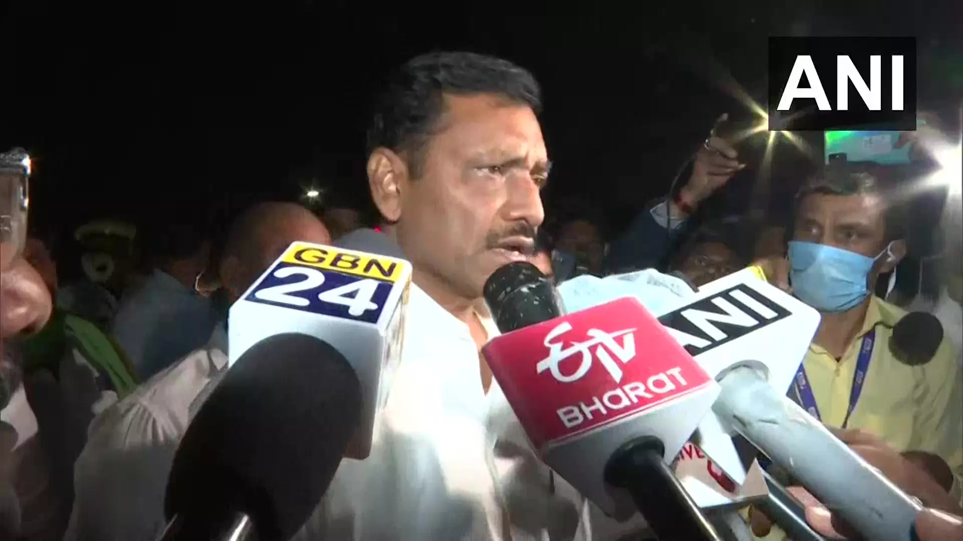 Congress leader Akhilesh Singh accuses discrepancies in Bihar election counting
