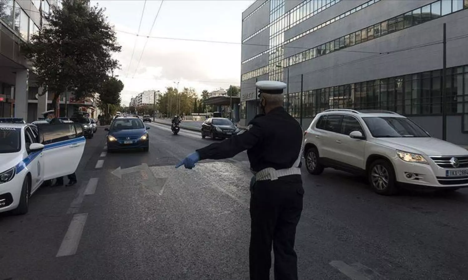 Greece to clamp nationwide curfew as Covid-19 deaths rise