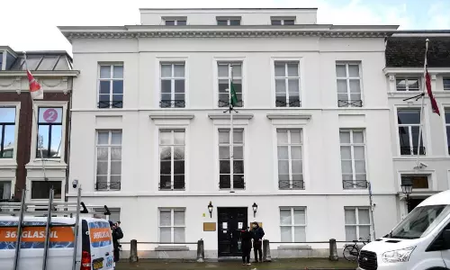 No casualty at gunfire incident at Saudi embassy in Netherlands, suspect caught