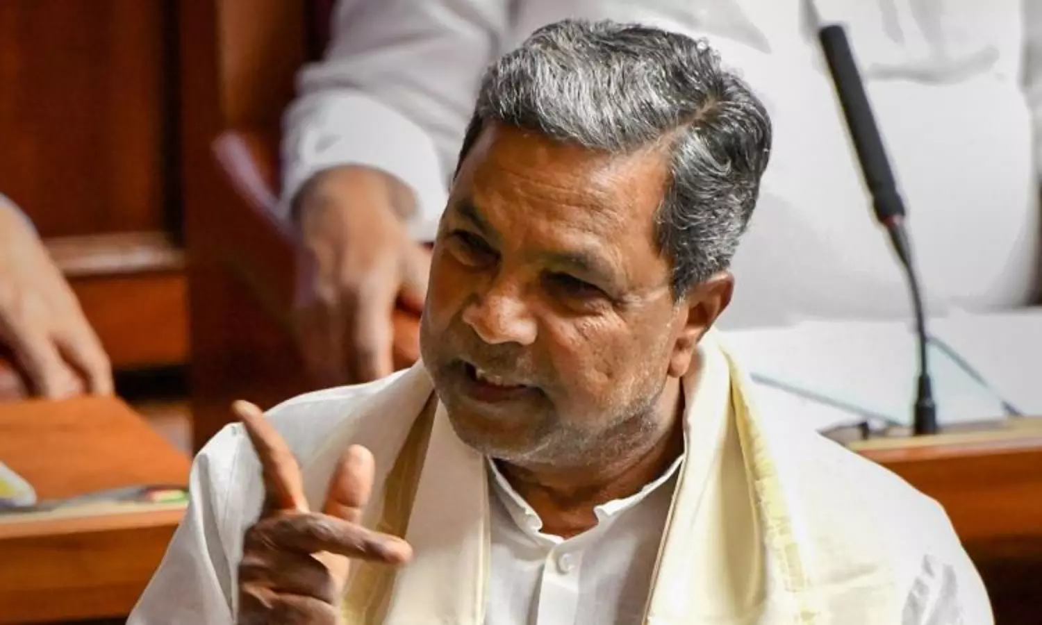 Ktaka Cong dares BJP to arrest ex-Mayor named in Bengaluru riots