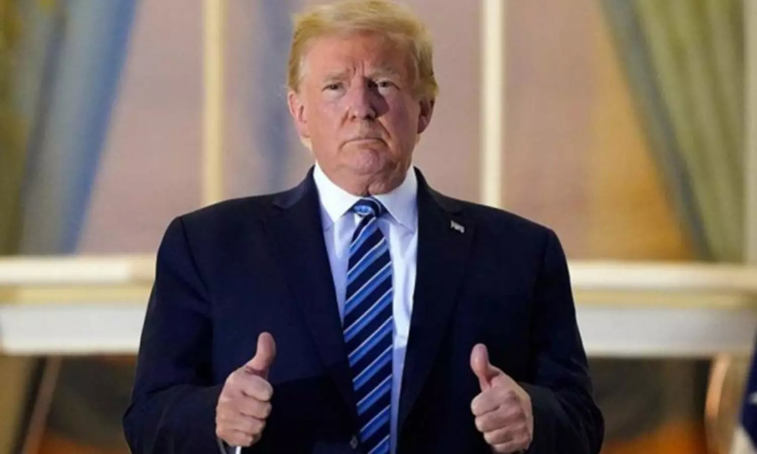 Trump leaves Biden a generous letter