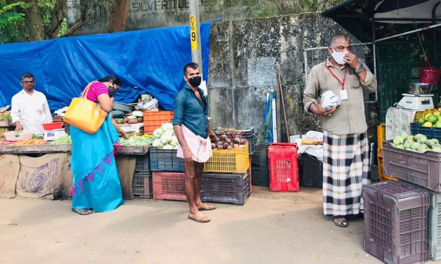 Insensitive officials threaten livelihoods of vendors