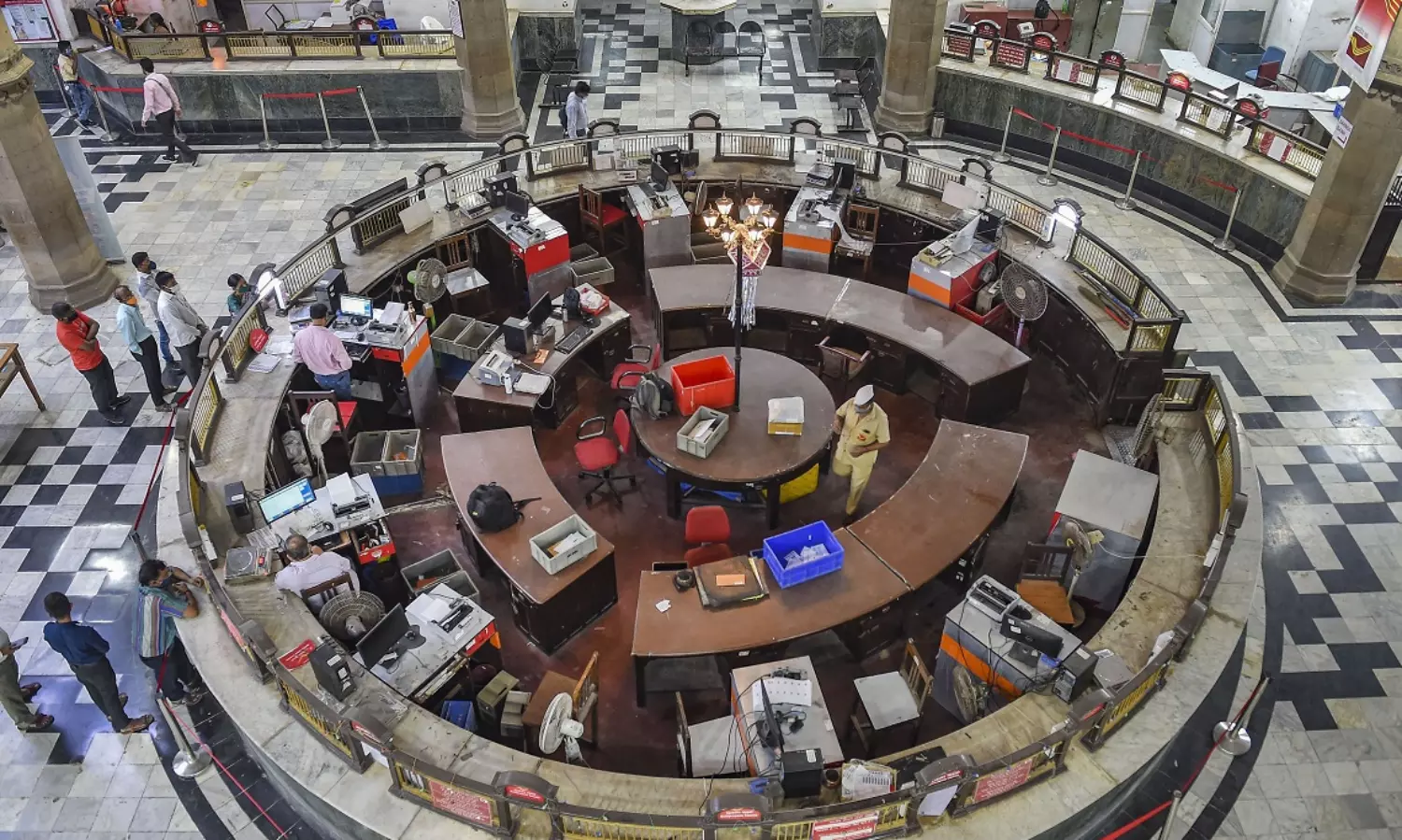 Nationwide strike freezes normal life