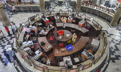 Nationwide strike freezes normal life