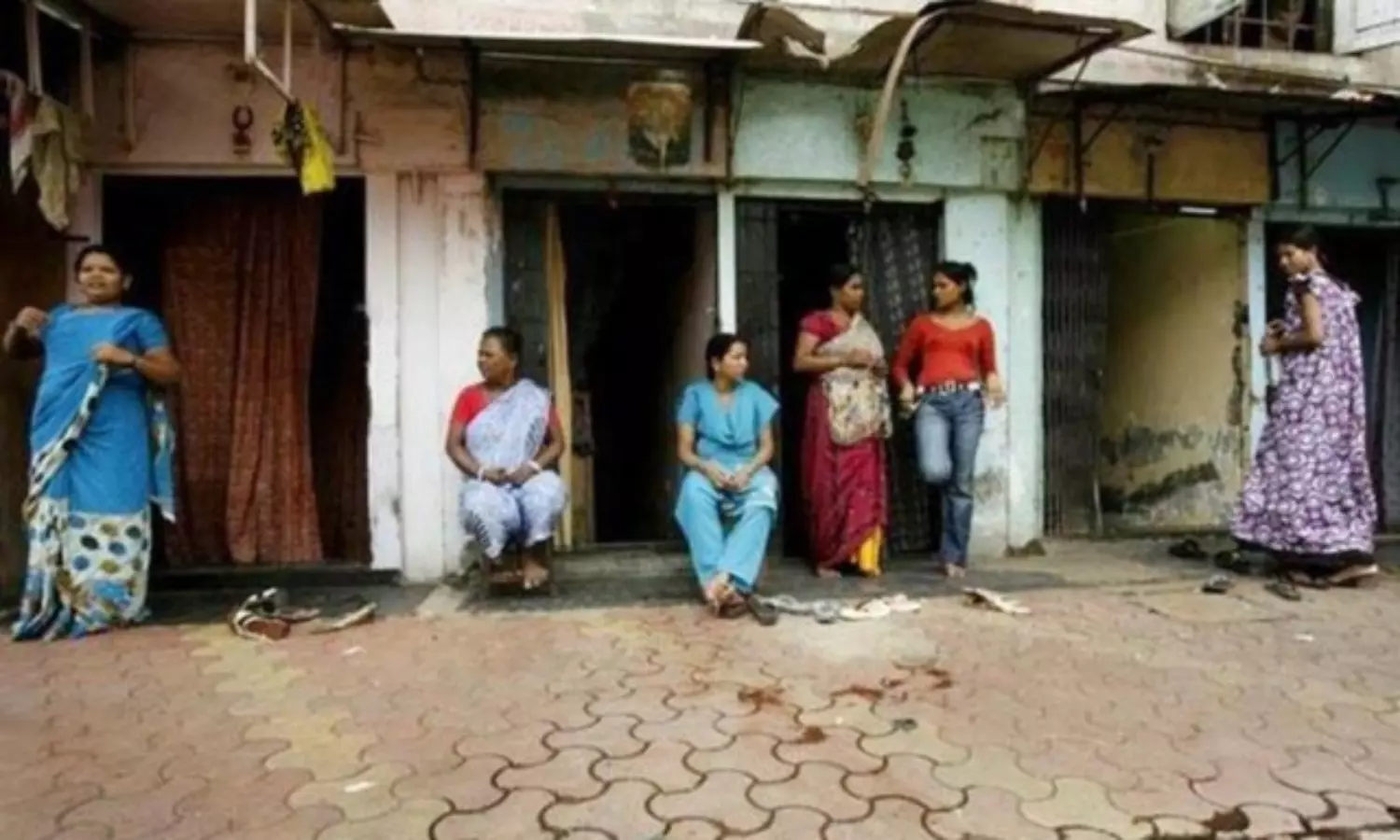 Maharashtra declares monthly financial aid of 5k to sex workers during pandemic