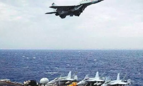 MiG-29K crashes in Arabian Sea, 1 pilot missing