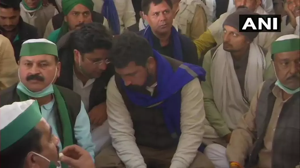 Bhim Army Chief Chandrashekhar Azad joins farmers protest Bhim Army Chief Chandrashekhar Azad joins farmers protest