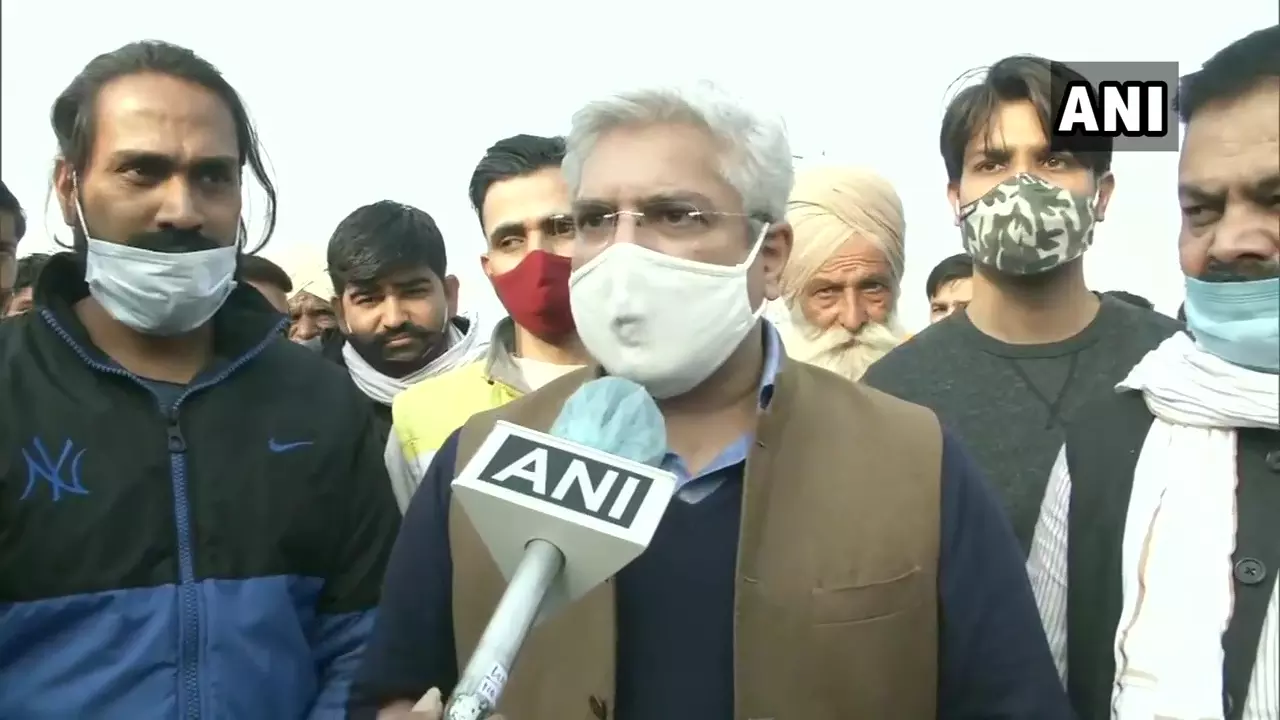 Delhi Cabinet Minister Kailash Gehlot asks Centre to accept all demands proposed by farmers Delhi Cabinet Minister Kailash Gehlot asks Centre to accept all demands proposed by farmers