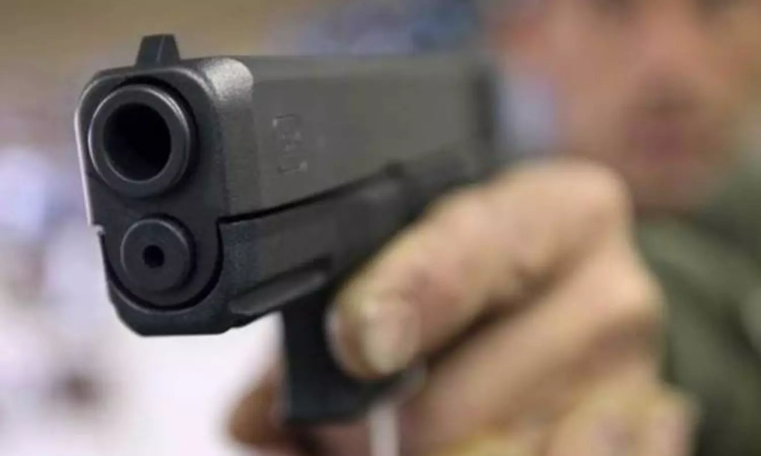UP cop shoots man for resisting his misbehaviour