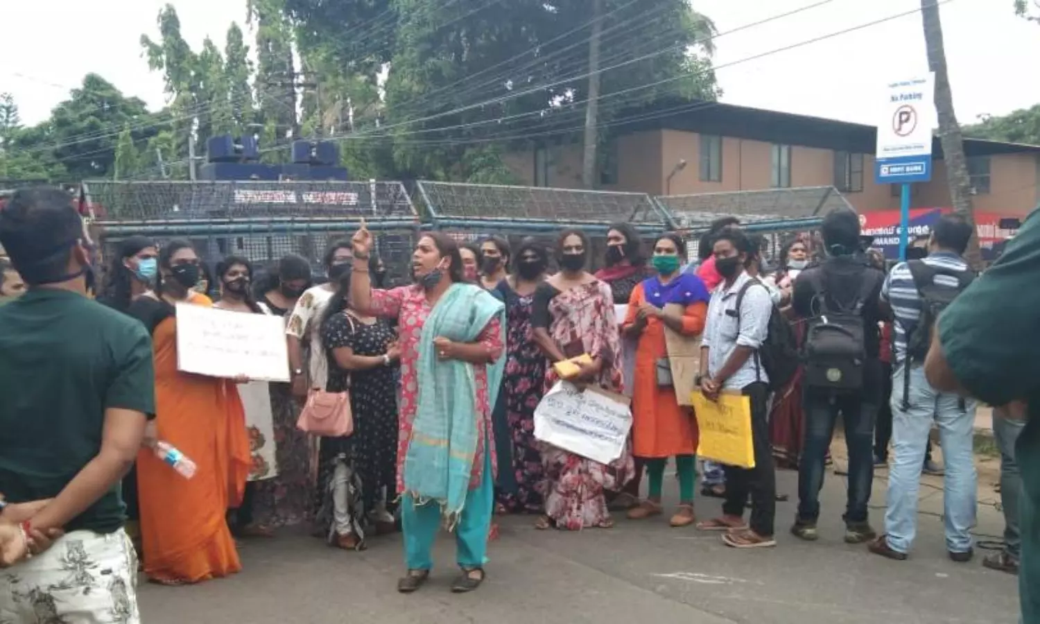 Transgenders in Keralas Thrissur allege police harassment; protest march at DIG office