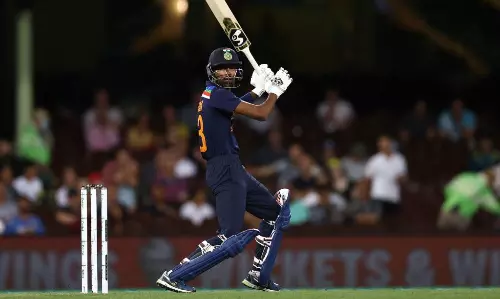 ​T-20 Series: India beat Australia by 6 wickets,take an unassailable lead of 2-0