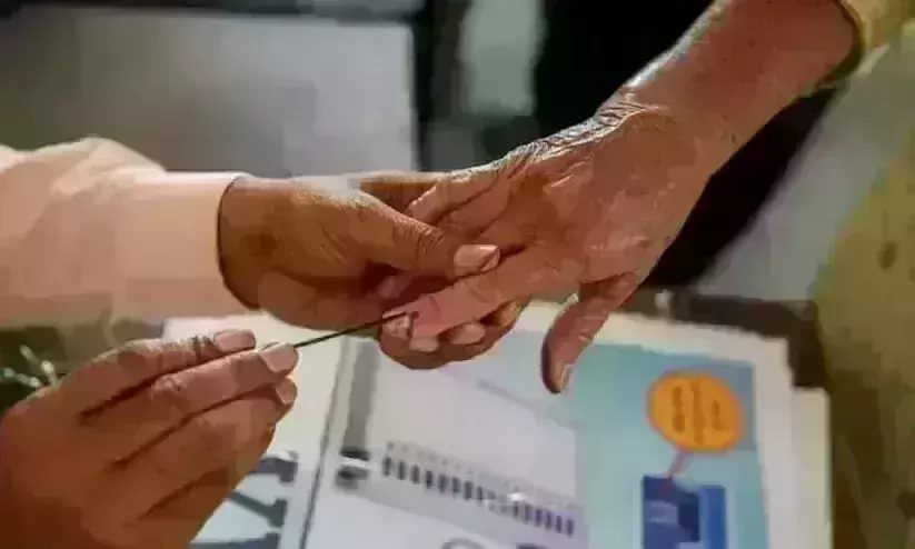 Voting process at Kerala panchayath elections