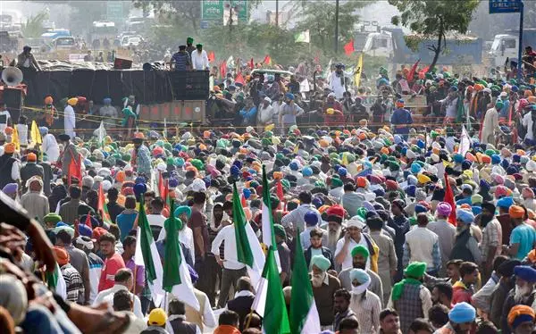 Delhi protest scene doubles as free medical treatment centre for nearby villages