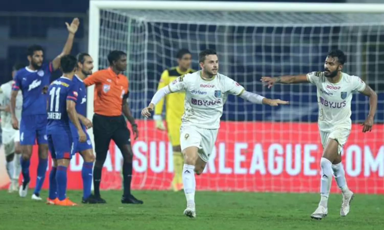 Blasters woes continue as Bengaluru hand them third defeat