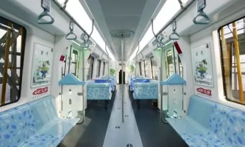 China develops new maglev train