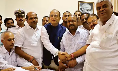 Karnataka Council in chaos over Chairman seat