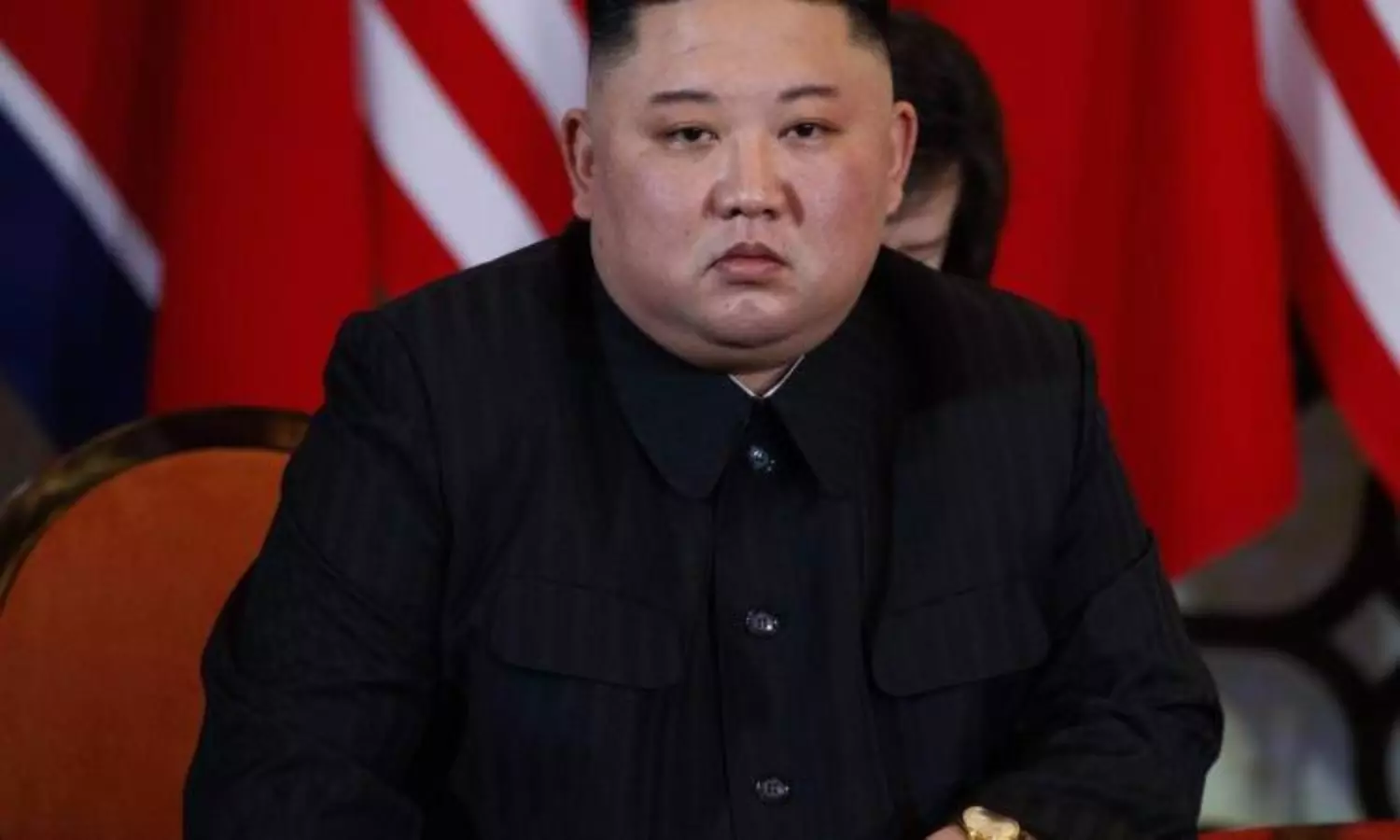 Kim Jong-un visits mausoleum to mark fathers death anniversary