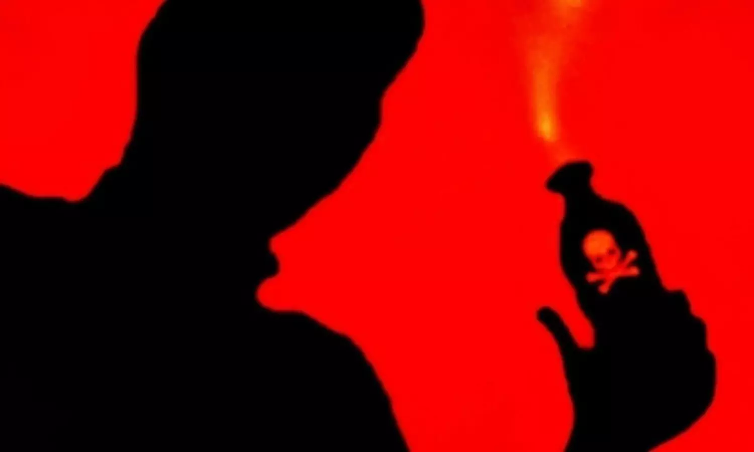 Woman faces acid-like attack in UP, man absconding