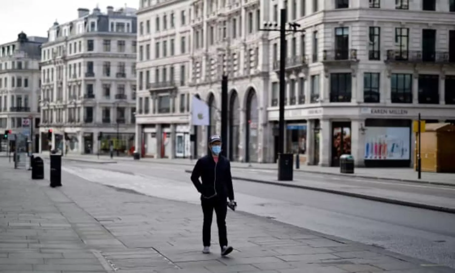 Covid-19: Englands third lockdown legally kicks in