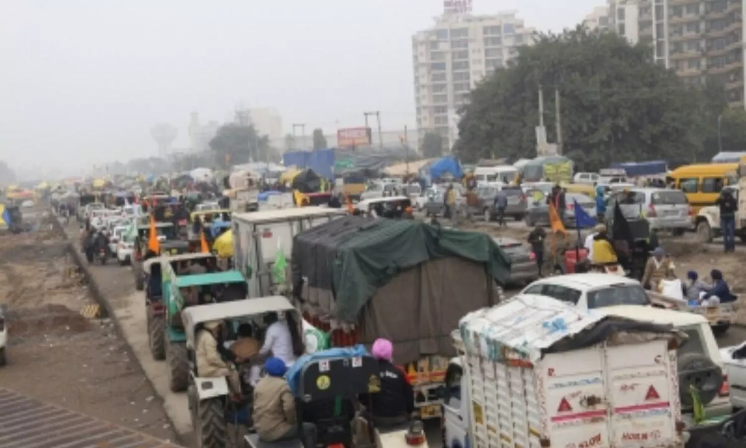 Ludhiana farmer attempts suicide at Singhu, in critical condition
