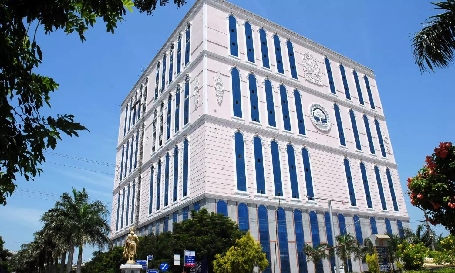 SRMIST partners with iSchoolConnect Technologies to guide potential study abroad aspirants