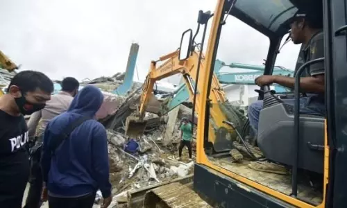 96 dead, nearly 70k displaced as quake, floods hit Indonesia