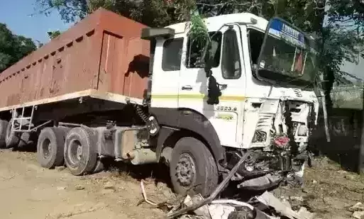 13 Rajasthani labourers killed after truck runs over them in Surats Gujarat